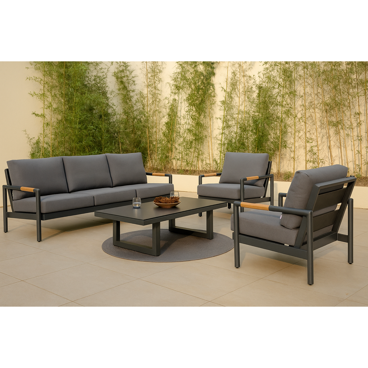 Solterra Luxe Outdoor Lounge Set